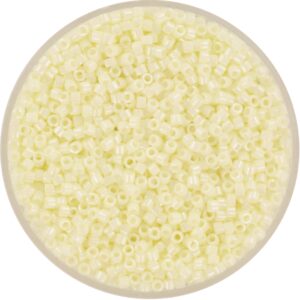 Miyuki Delica 11/0 DB2402 - Ceylon Light Buttercream