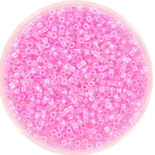 Miyuki Delica 11/0 DB0246 - Ceylon Dark Cotton Candy Pink